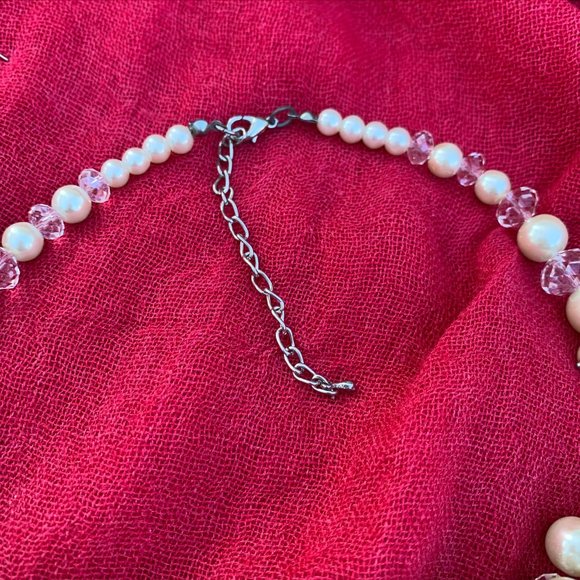 Pearl & Glass Bead Necklace & Matching Earrings - Picture 4 of 6